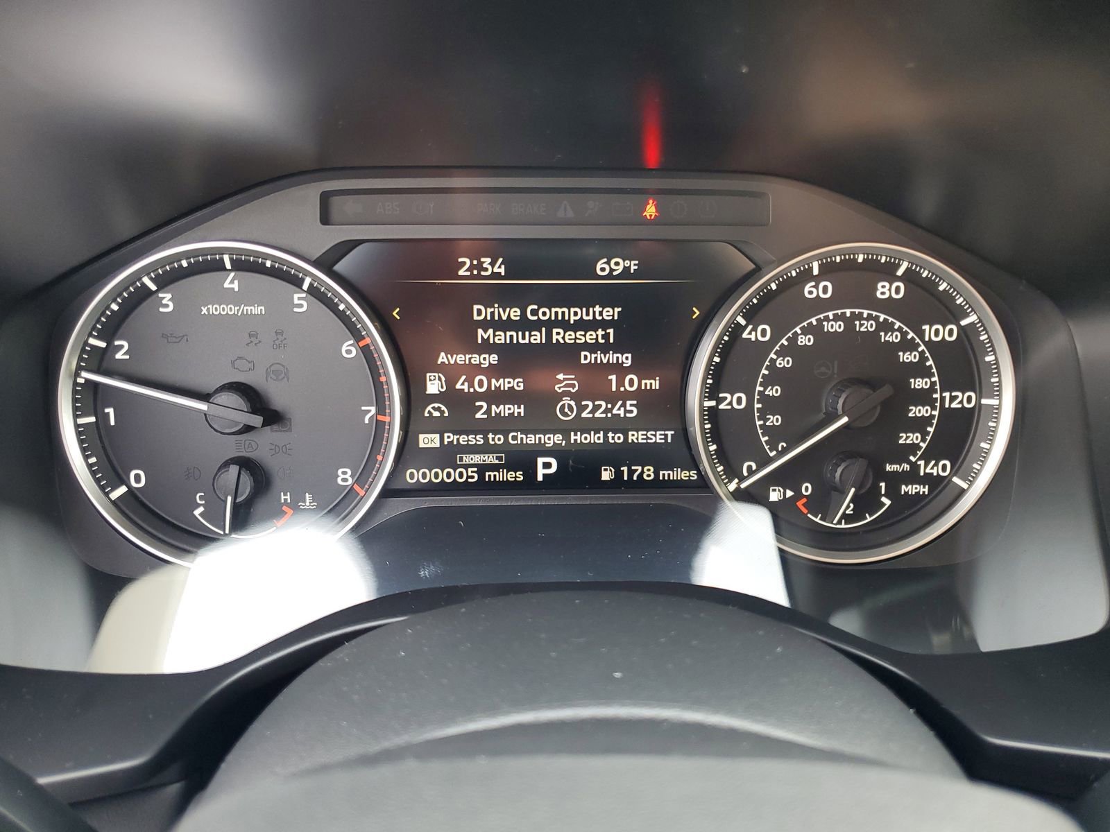 New 2026 Mitsubishi Outlander SE image 13