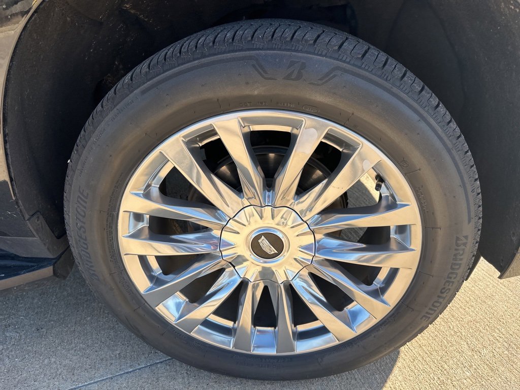 Used 2023 Cadillac Escalade ESV Premium Luxury image 12