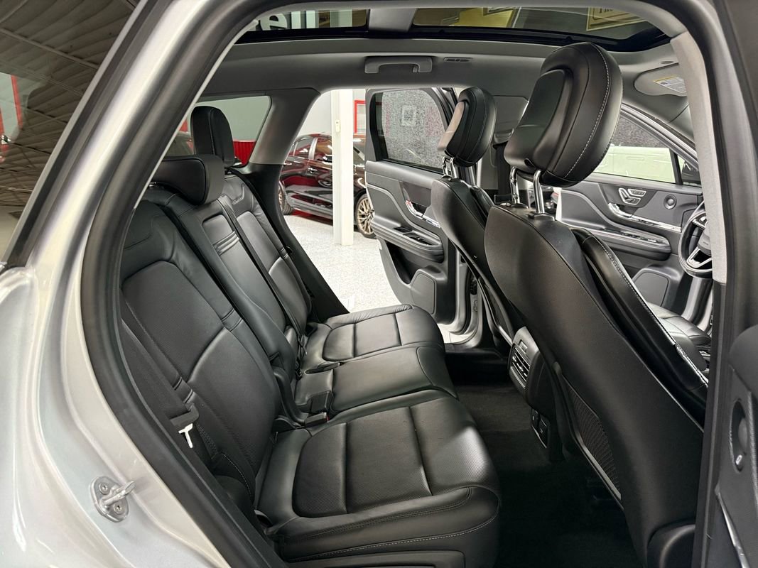 Used 2020 Lincoln Corsair Reserve w/ Equipment Group 201A image 24