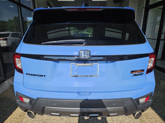 Used 2024 Honda Passport TrailSport image 3
