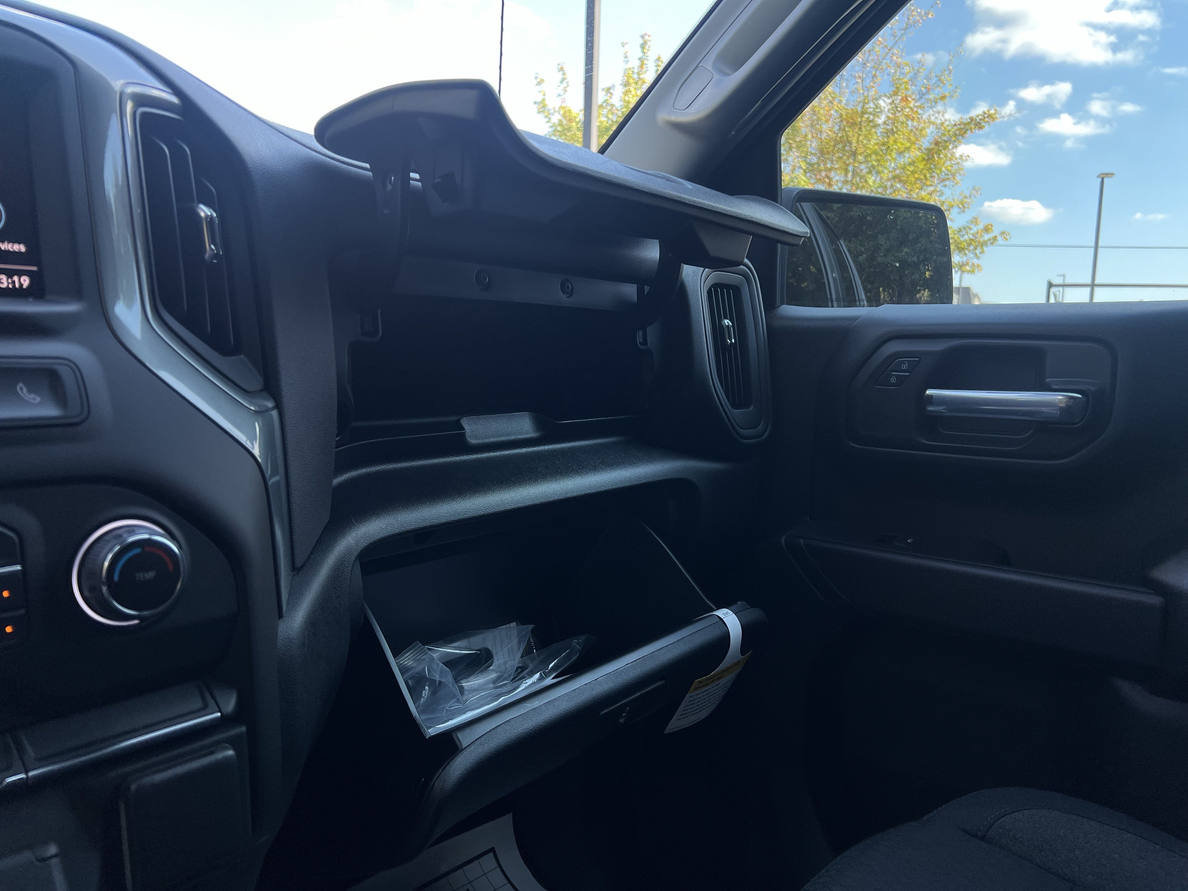 New 2026 Chevrolet Silverado 1500 Custom w/ Turbomax Blackout Package AWD/4WD image 29