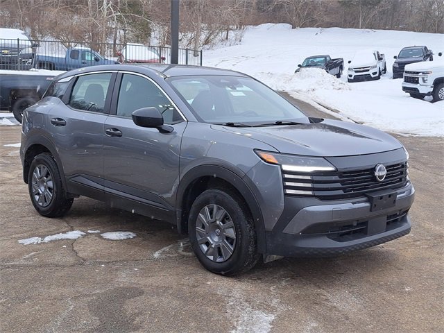 Used 2025 Nissan Kicks S image 7