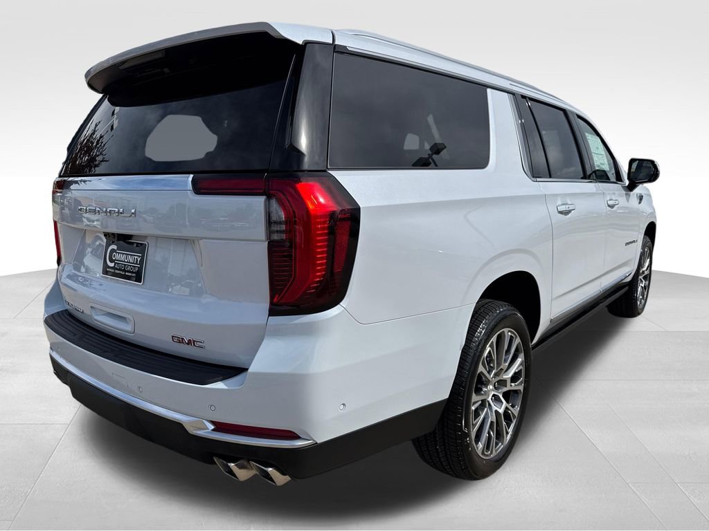 New 2026 GMC Yukon XL Denali AWD/4WD image 8
