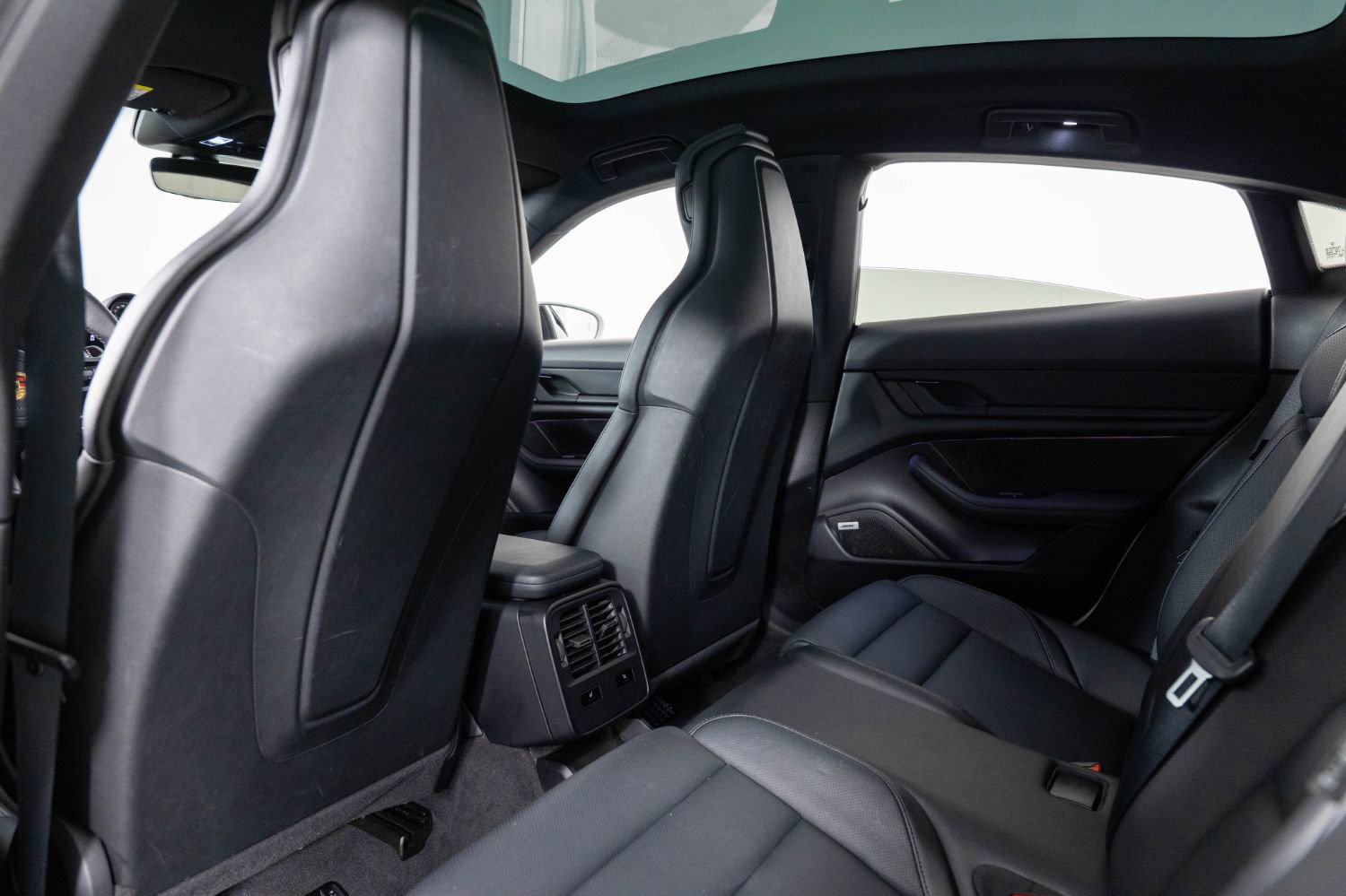 Used 2021 Porsche Taycan 4S image 20