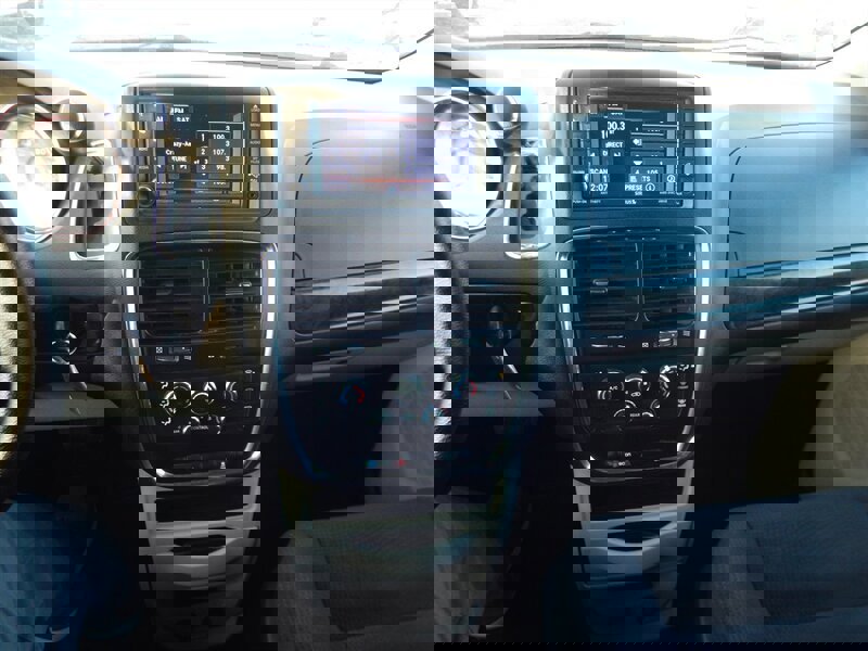 Used 2017 Dodge Grand Caravan SE w/ Power Window Group image 12