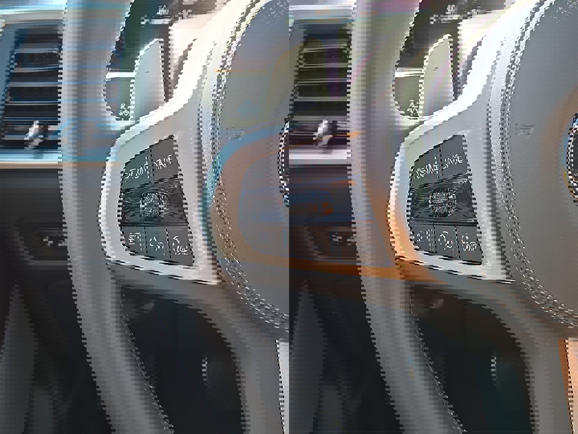 Used 2026 BMW X5 sDrive40i image 21