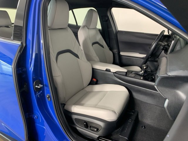 Used 2023 Lexus UX 250h AWD w/ Premium Package image 38