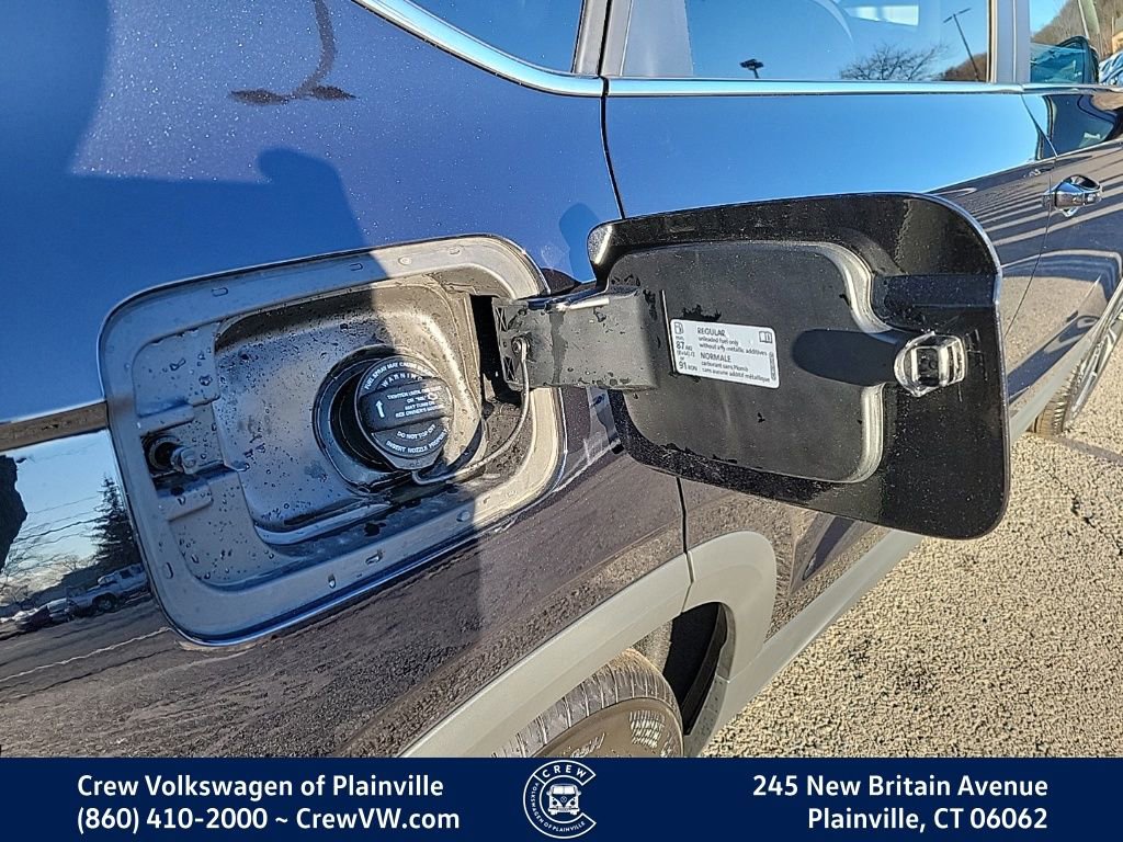 New 2026 Volkswagen Taos SE image 32