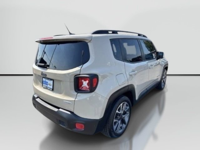 Used 2016 Jeep Renegade Latitude FWD image 7