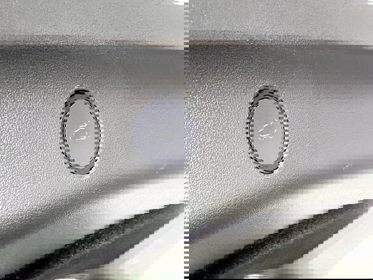 Used 2020 Tesla Model Y Long Range image 20