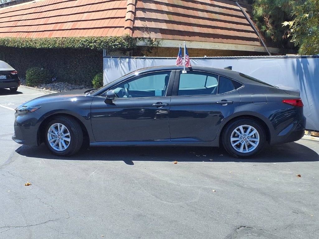 Certified 2025 Toyota Camry LE FWD image 4