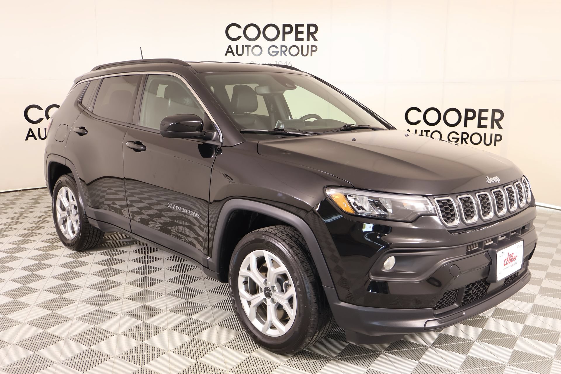Used 2025 Jeep Compass Latitude