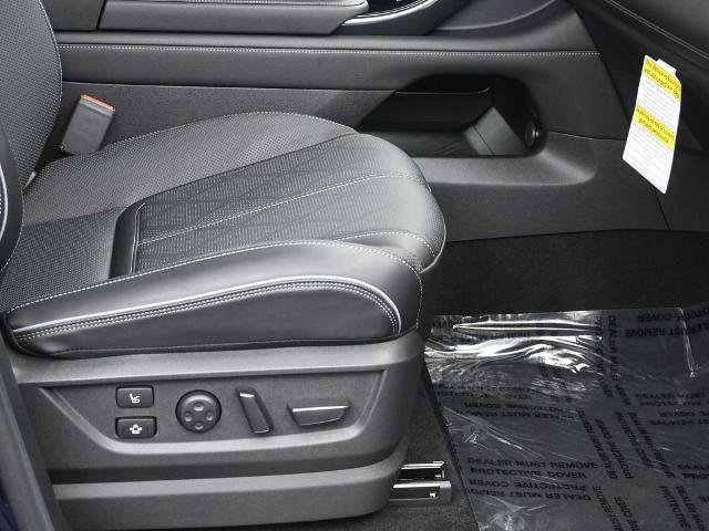 Certified 2025 INFINITI QX80 Sensory image 7