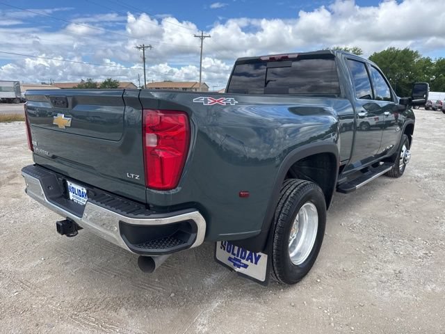 Used 2025 Chevrolet Silverado 3500 LTZ w/ LTZ Texas Edition AWD/4WD image 7