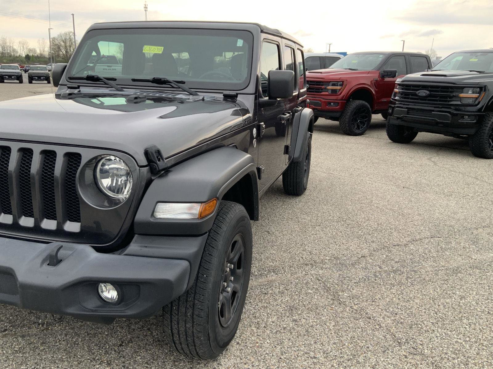 Used 2020 Jeep Wrangler Unlimited Sport image 13