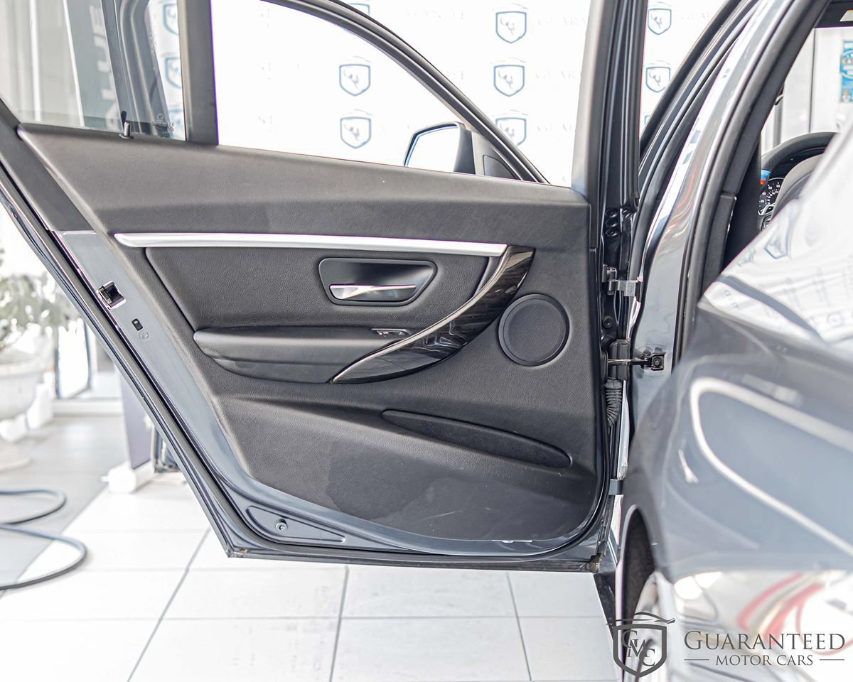 Used 2016 BMW 328i xDrive Sedan AWD/4WD image 34