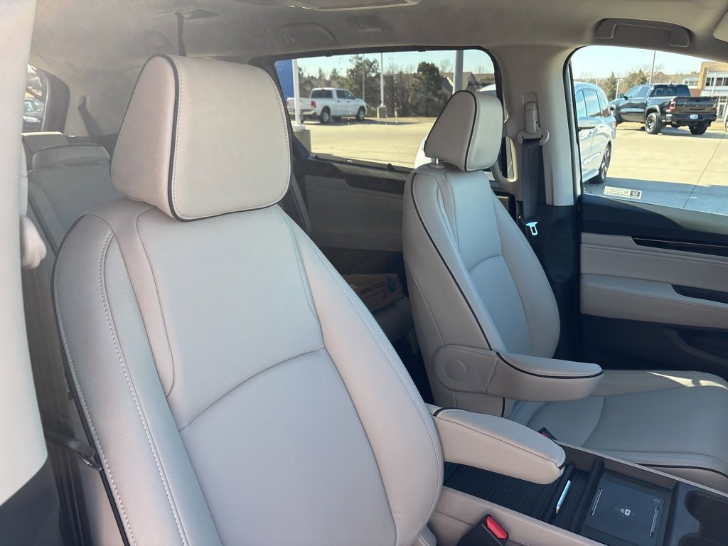 Certified 2026 Honda Odyssey Touring image 29