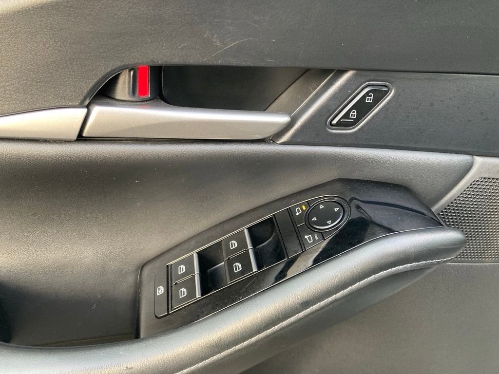 Used 2025 MAZDA CX-30 AWD 2.5 S w/ Select Sport Pkg image 12