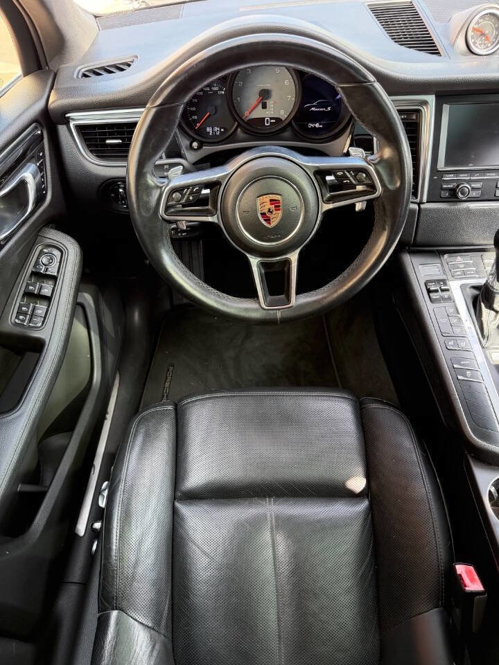 Used 2016 Porsche Macan S AWD/4WD image 12