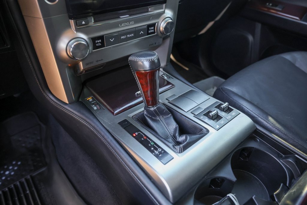 Used 2017 Lexus GX 460 Premium image 32