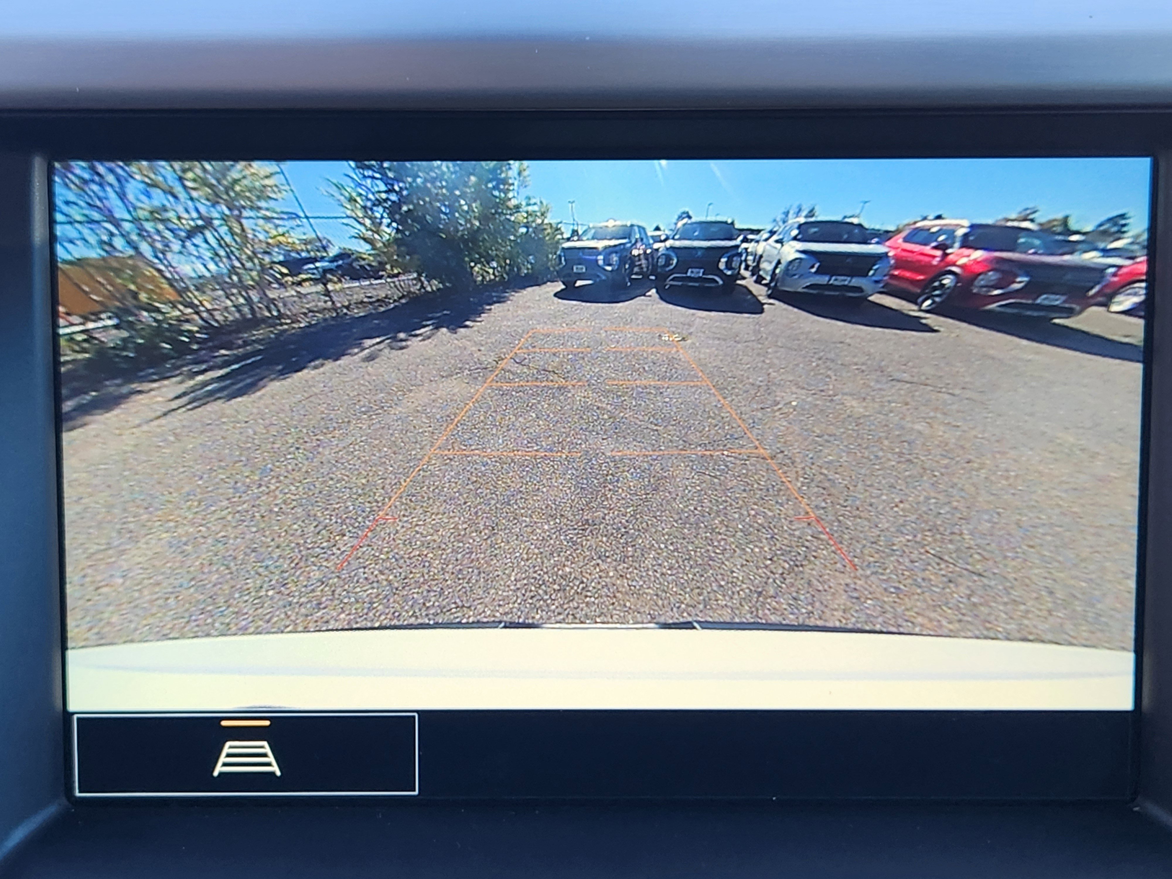 Used 2021 GMC Acadia SLT w/ LPO, Bright Accent Package image 14