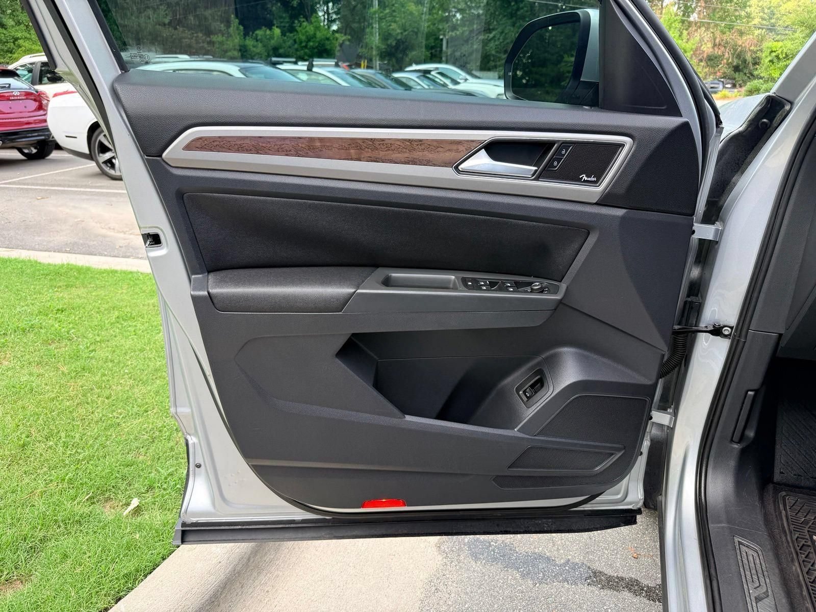 Used 2018 Volkswagen Atlas SEL Premium AWD/4WD image 20