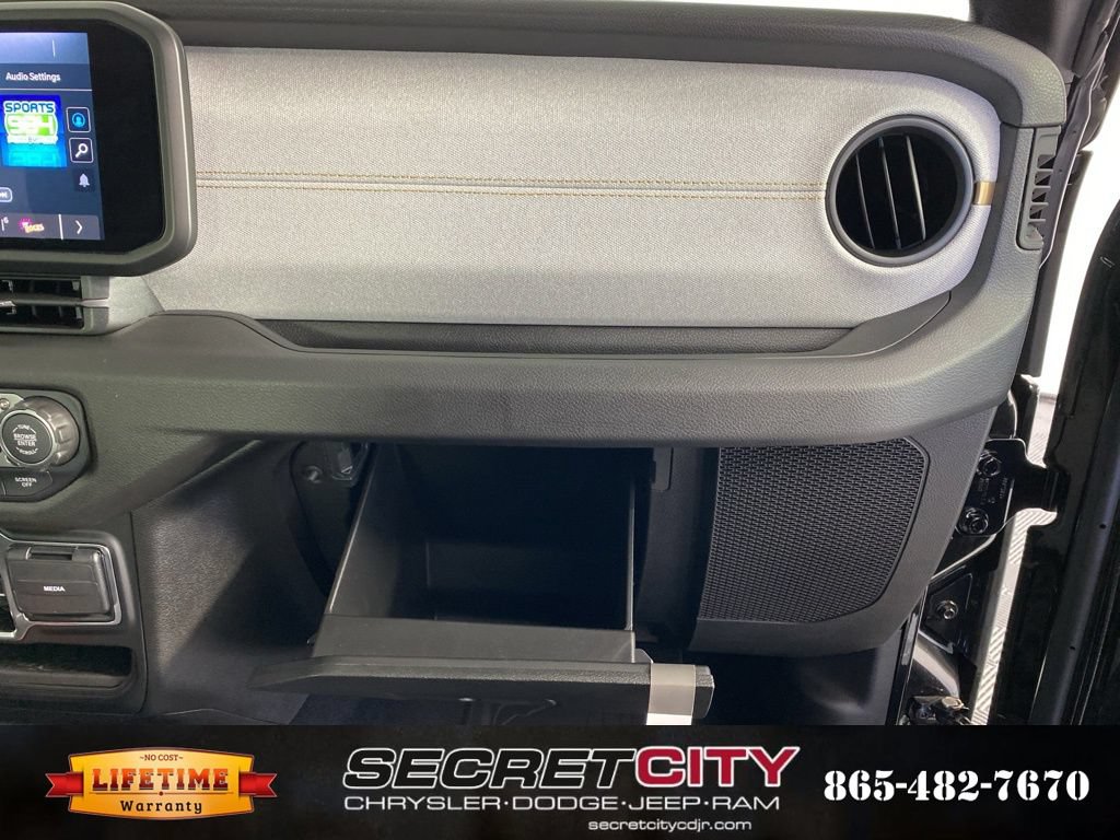 New 2026 Jeep Wrangler Unlimited Sport image 31