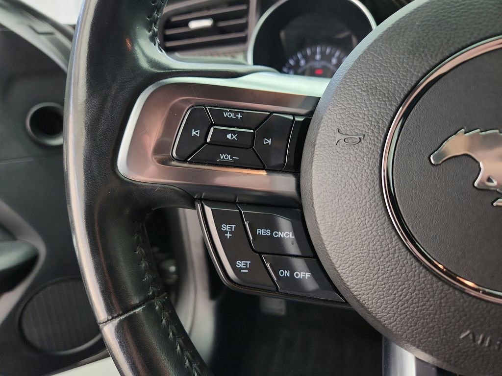 Used 2018 Ford Mustang GT w/ GT Performance Package RWD image 17