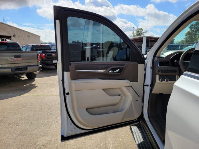 Used 2024 GMC Yukon Denali image 13