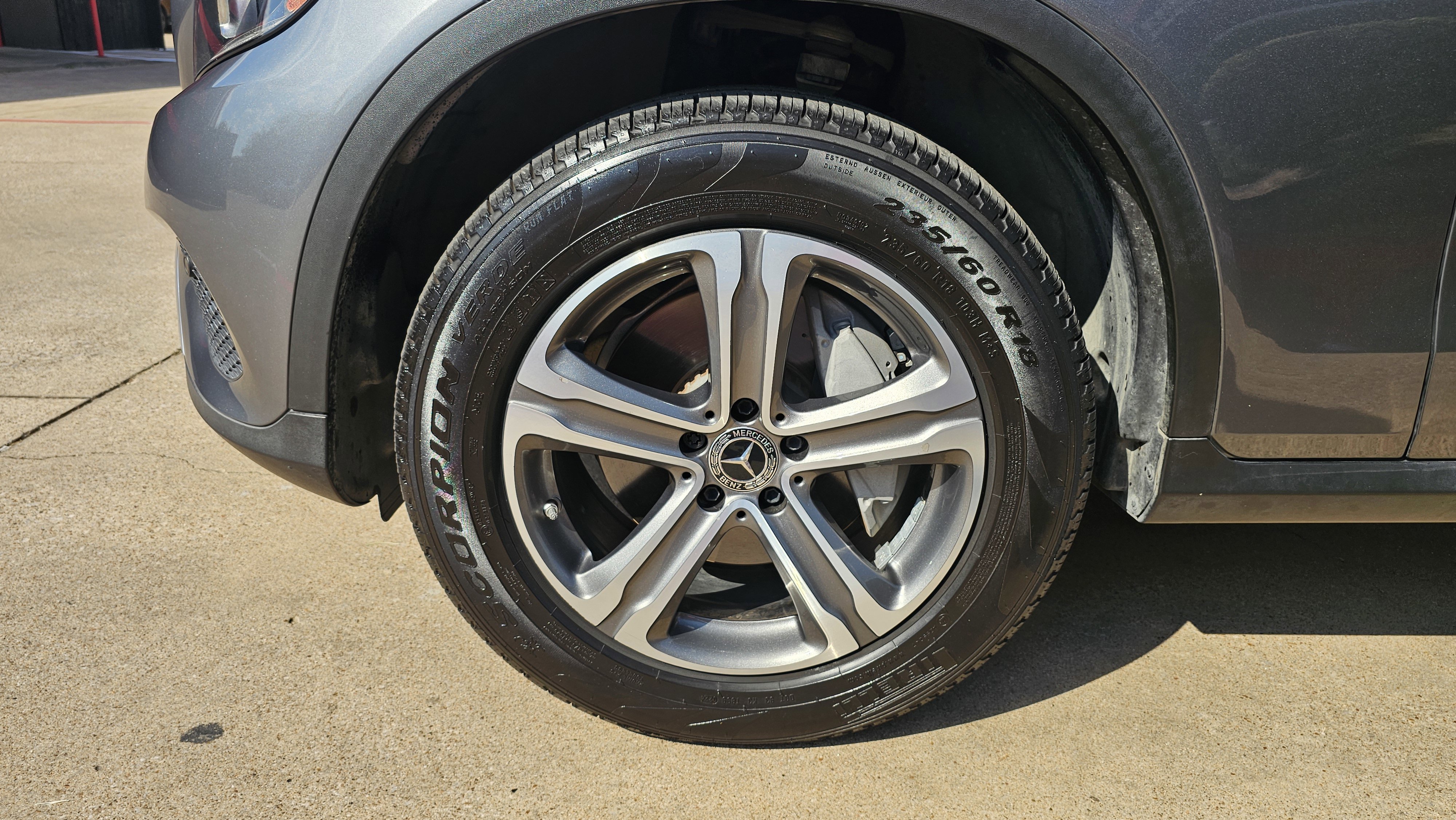 Used 2019 Mercedes-Benz GLC 300 w/ Premium Package image 13
