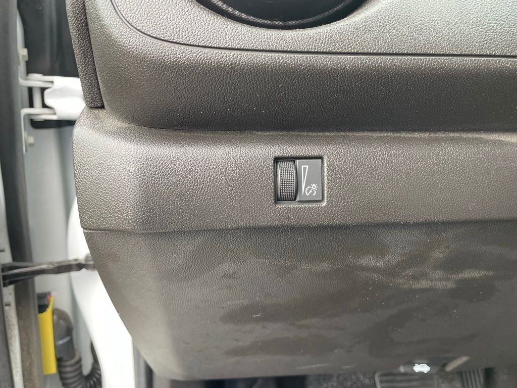 Used 2023 Chevrolet Colorado W/T image 13