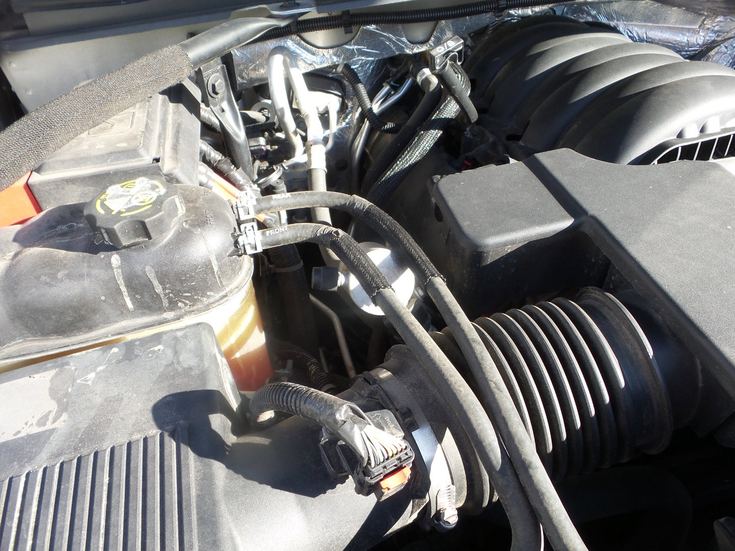 Used 2015 Chevrolet Tahoe LT image 38