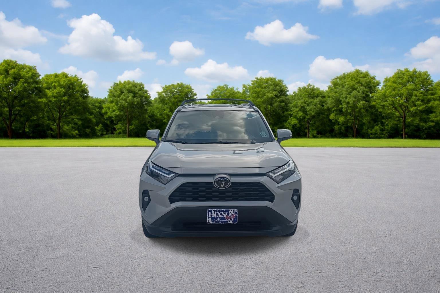 Used 2024 Toyota RAV4 XLE Premium FWD image 2