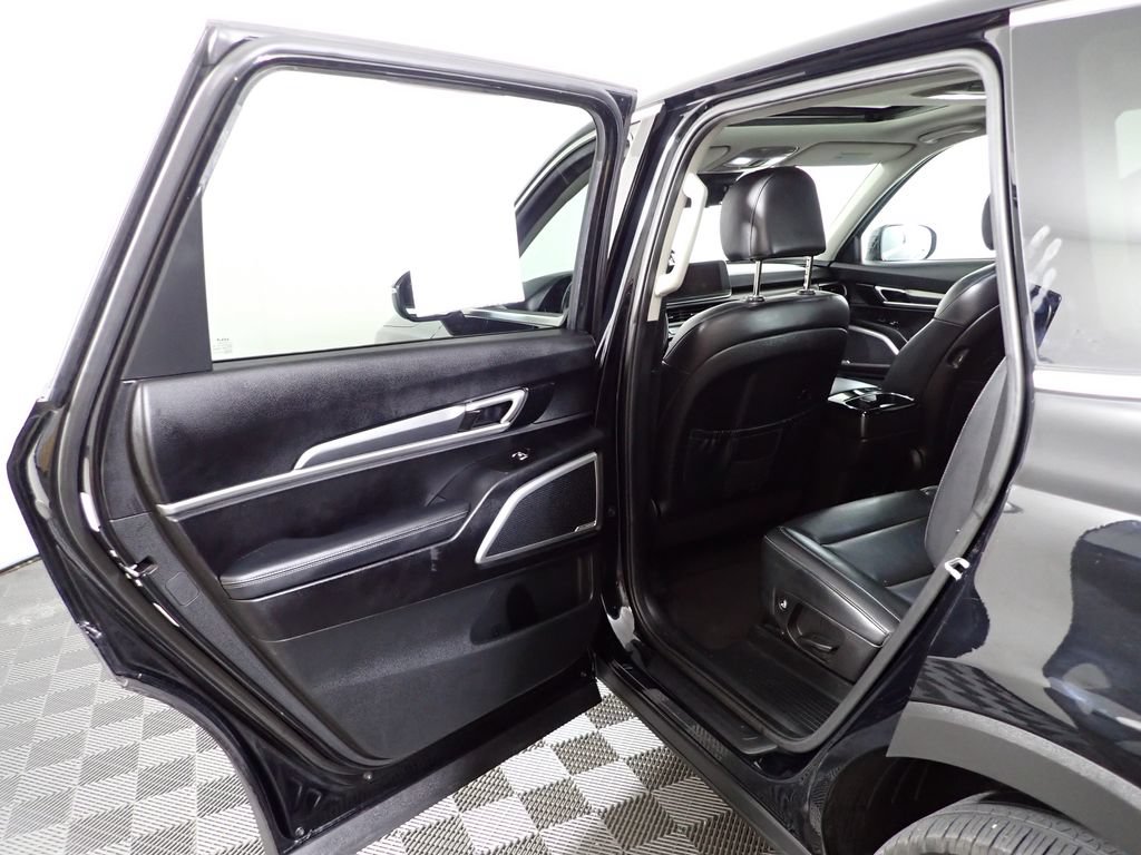 Used 2022 Kia Telluride S AWD/4WD image 34