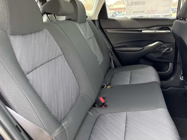 New 2026 Kia Seltos LX FWD image 17