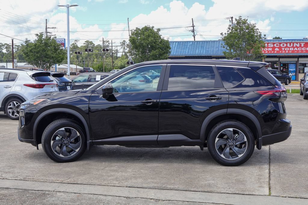 Certified 2026 Nissan Rogue SV FWD image 25