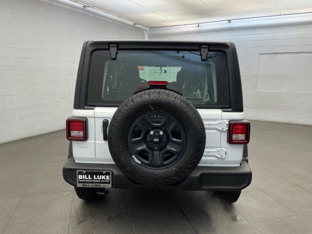New 2026 Jeep Wrangler Unlimited Sport AWD/4WD image 4