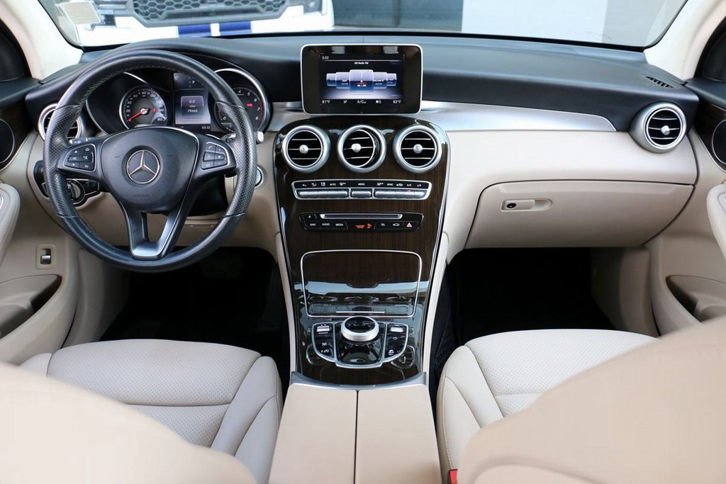 Used 2019 Mercedes-Benz GLC 300 4MATIC image 27