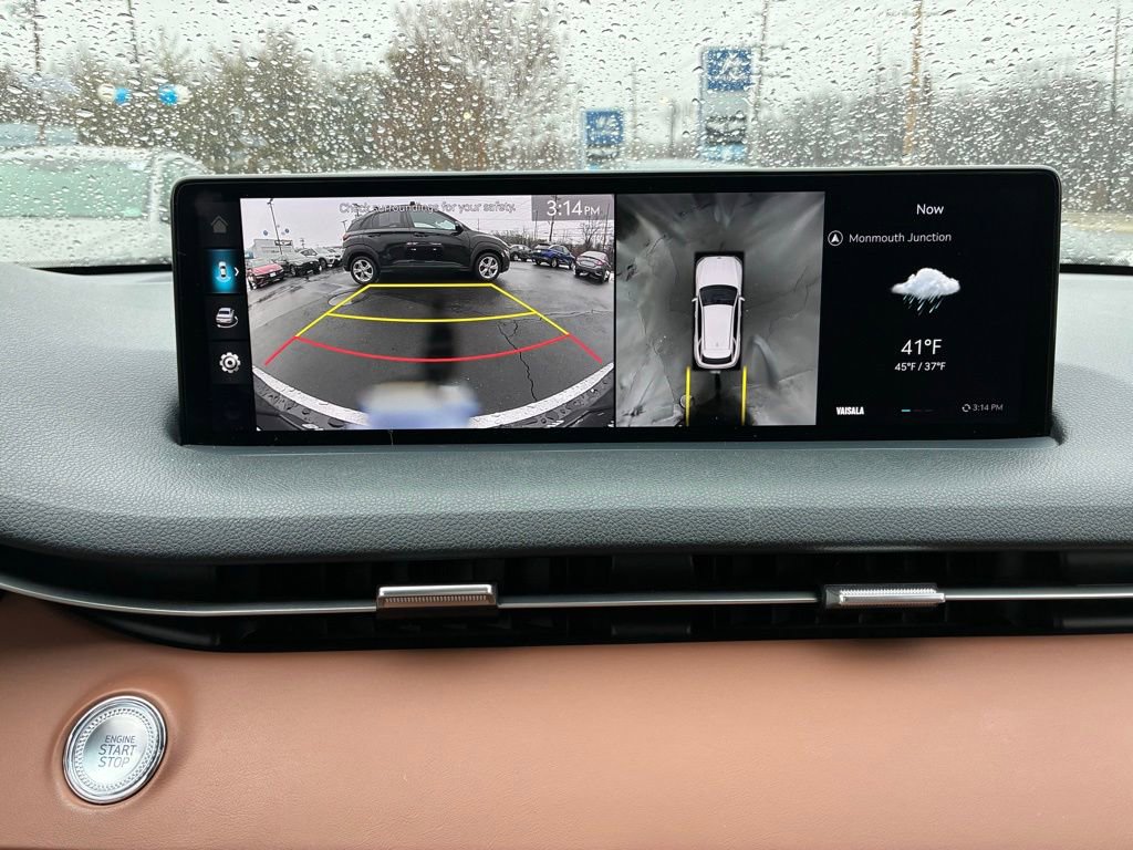 Used 2023 Genesis GV70 2.5T w/ Advanced Package image 34