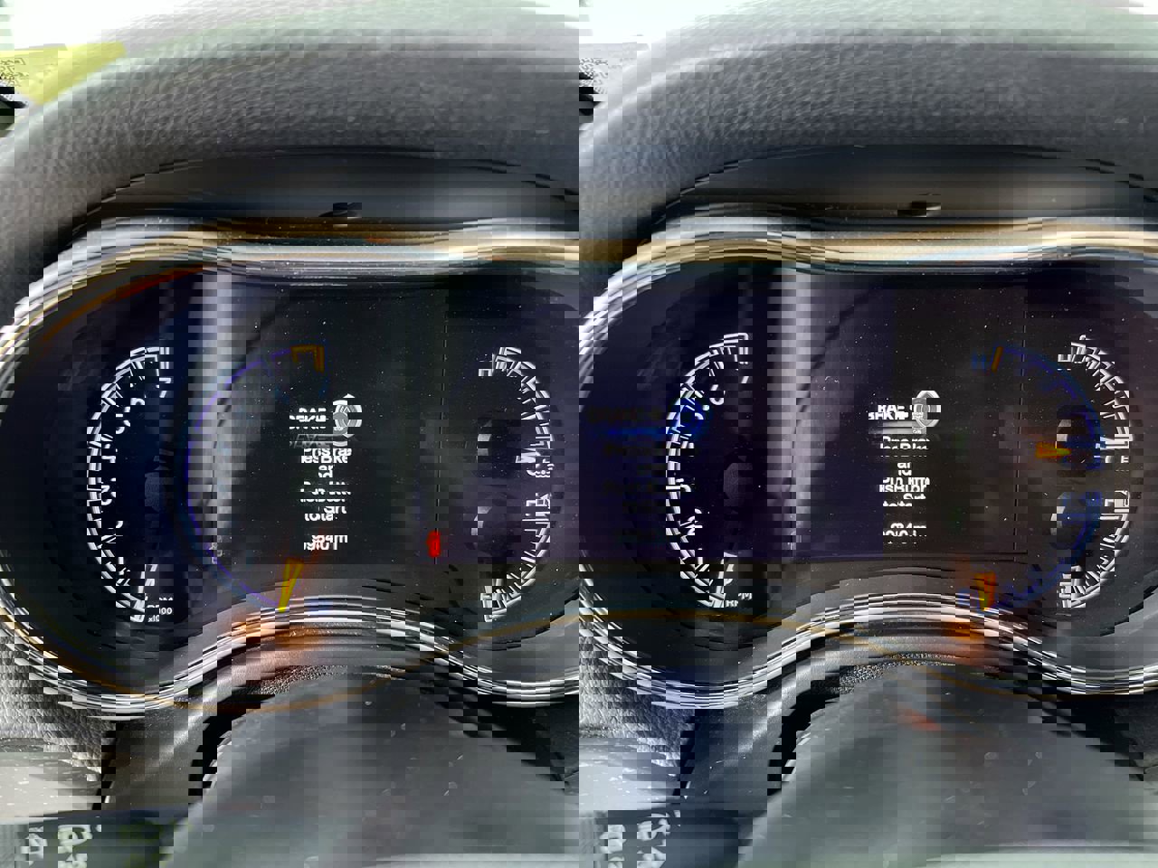 Used 2017 Jeep Grand Cherokee Limited image 20