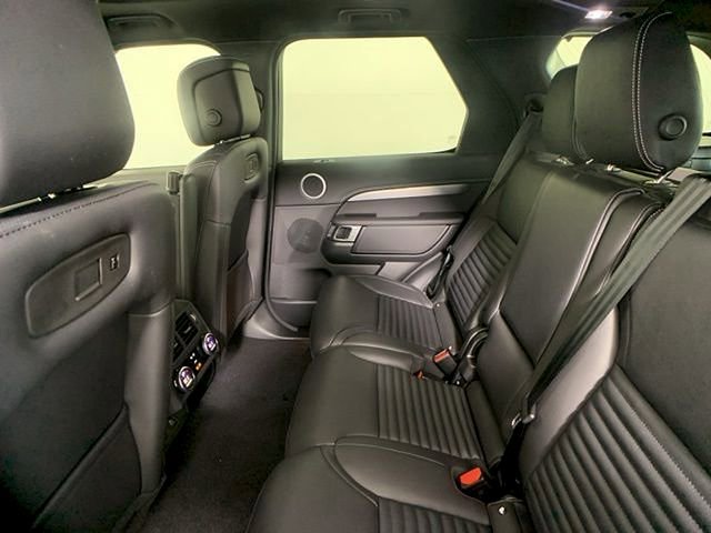 Certified 2025 Land Rover Discovery Dynamic SE image 24