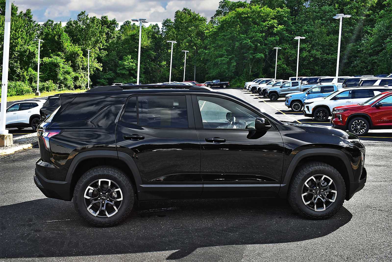 New 2026 Chevrolet Equinox ACTIV AWD/4WD image 6