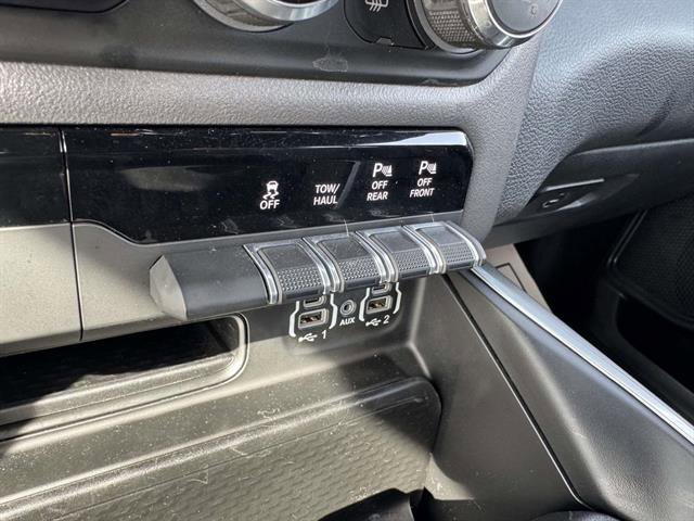 Used 2022 RAM 1500 Big Horn AWD/4WD image 17