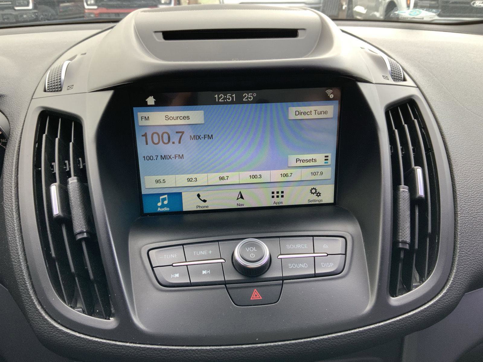 Used 2018 Ford Escape SEL image 35