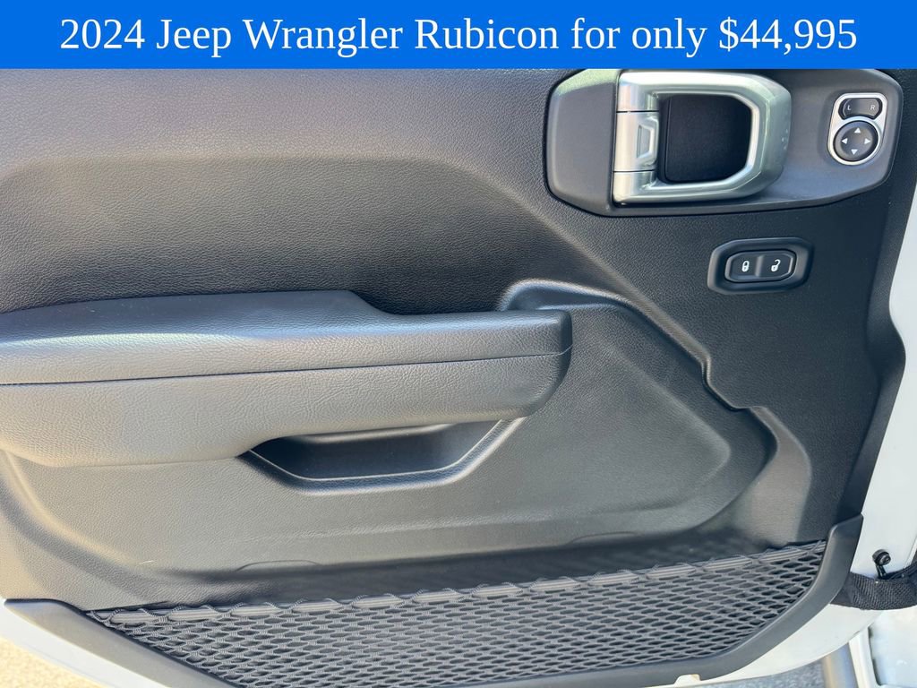 Used 2024 Jeep Wrangler Unlimited Rubicon w/ Technology Group AWD/4WD image 15