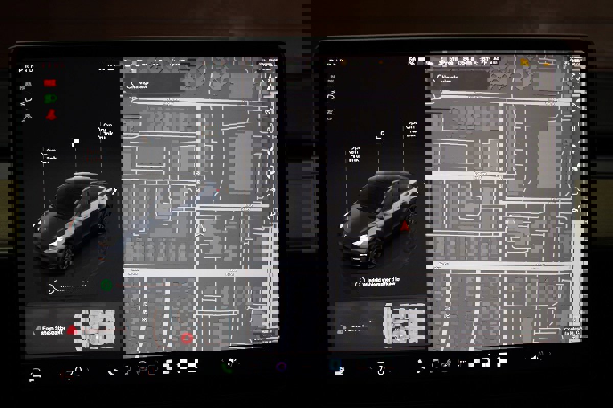 Used 2023 Tesla Model Y Long Range image 23