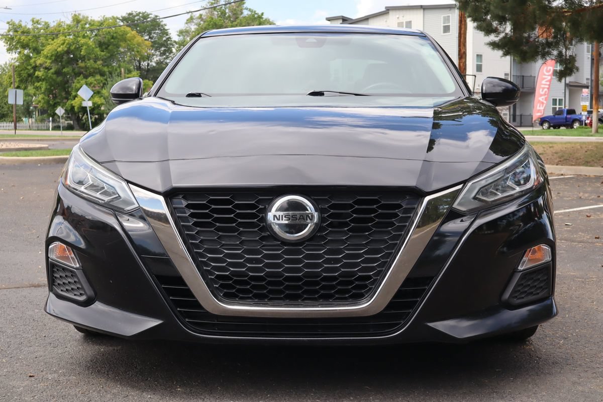 Used 2020 Nissan Altima 2.5 SR w/ Premium Package FWD image 13