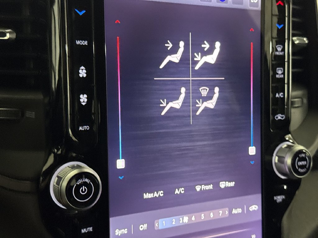 New 2027 RAM 3500 Tradesman AWD/4WD image 17