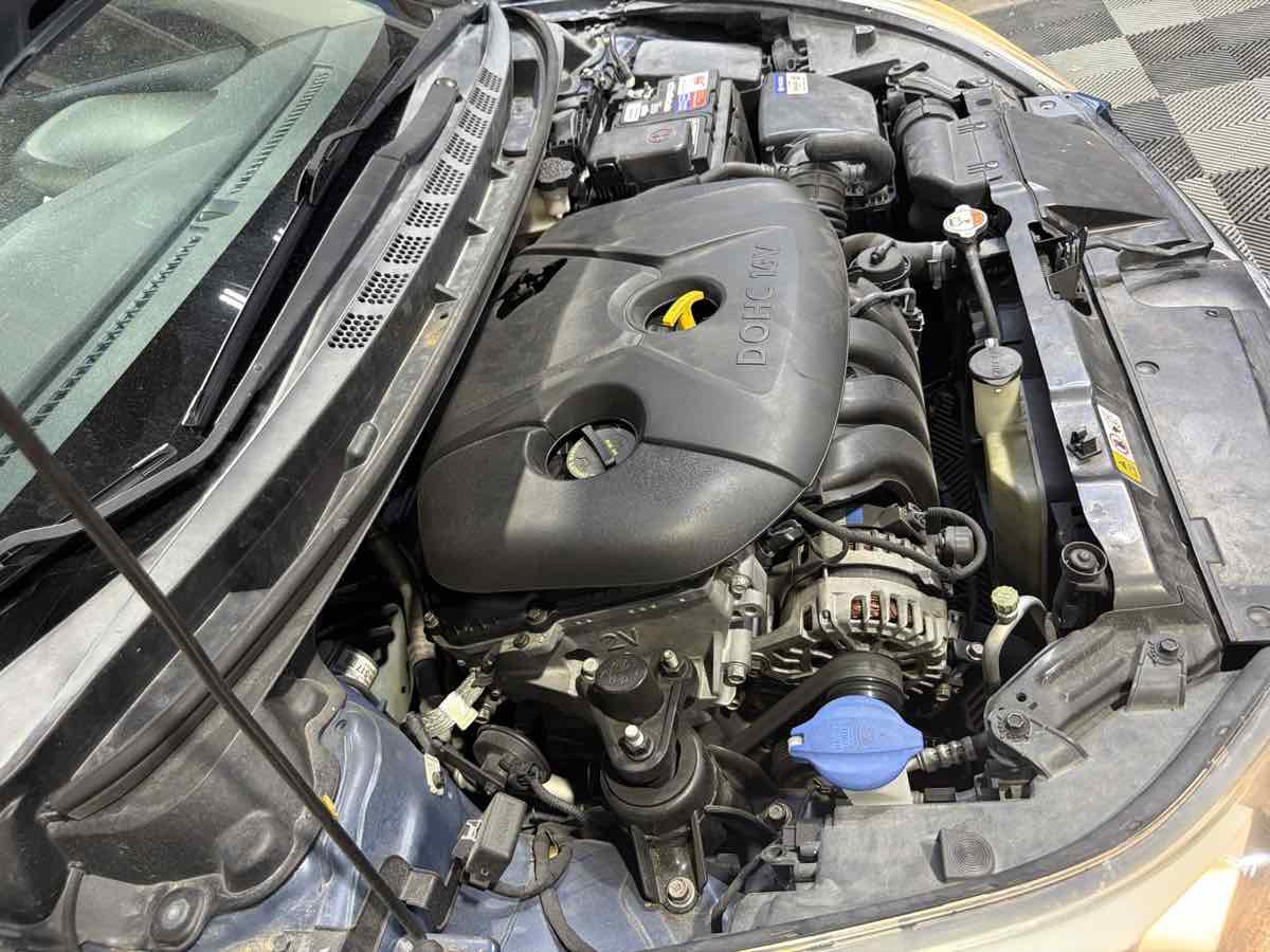 Used 2016 Hyundai Elantra Value Edition FWD image 28