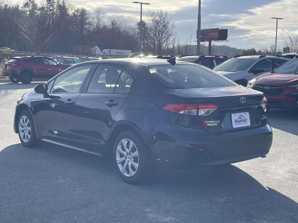 Used 2023 Toyota Corolla LE image 26